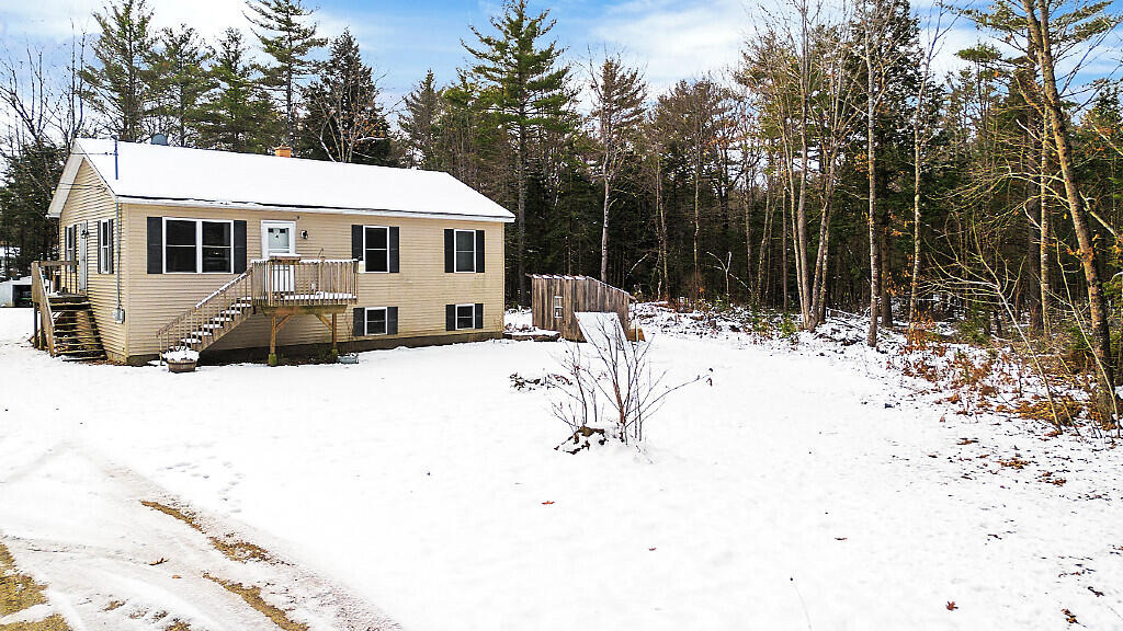 4 Youngs Drive Leeds ME 04263