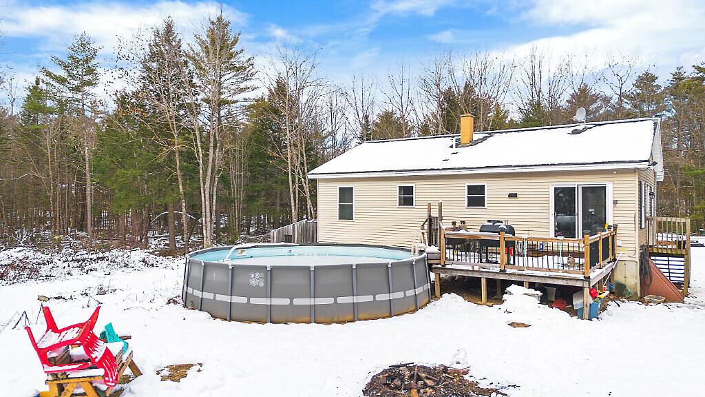 4 Youngs Drive Leeds ME 04263