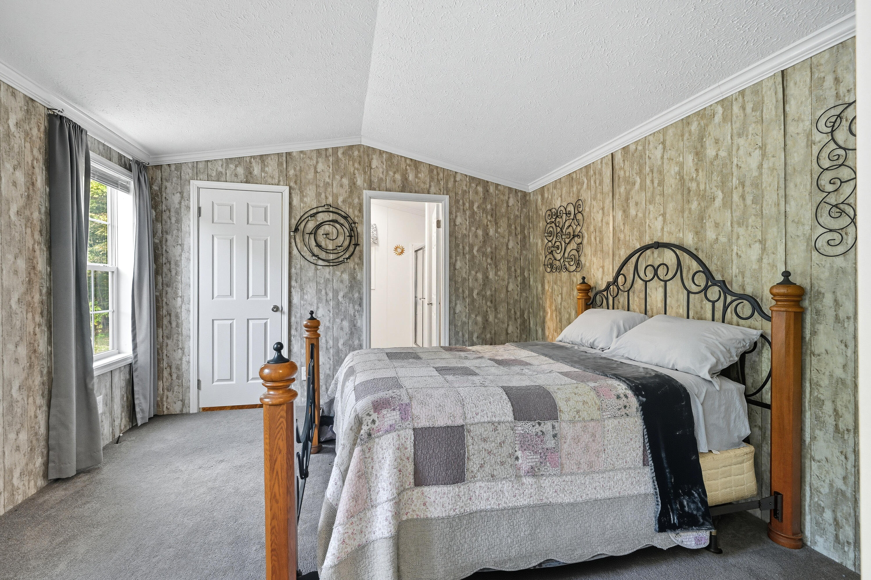 1107 Hill Road Clinton ME 04927