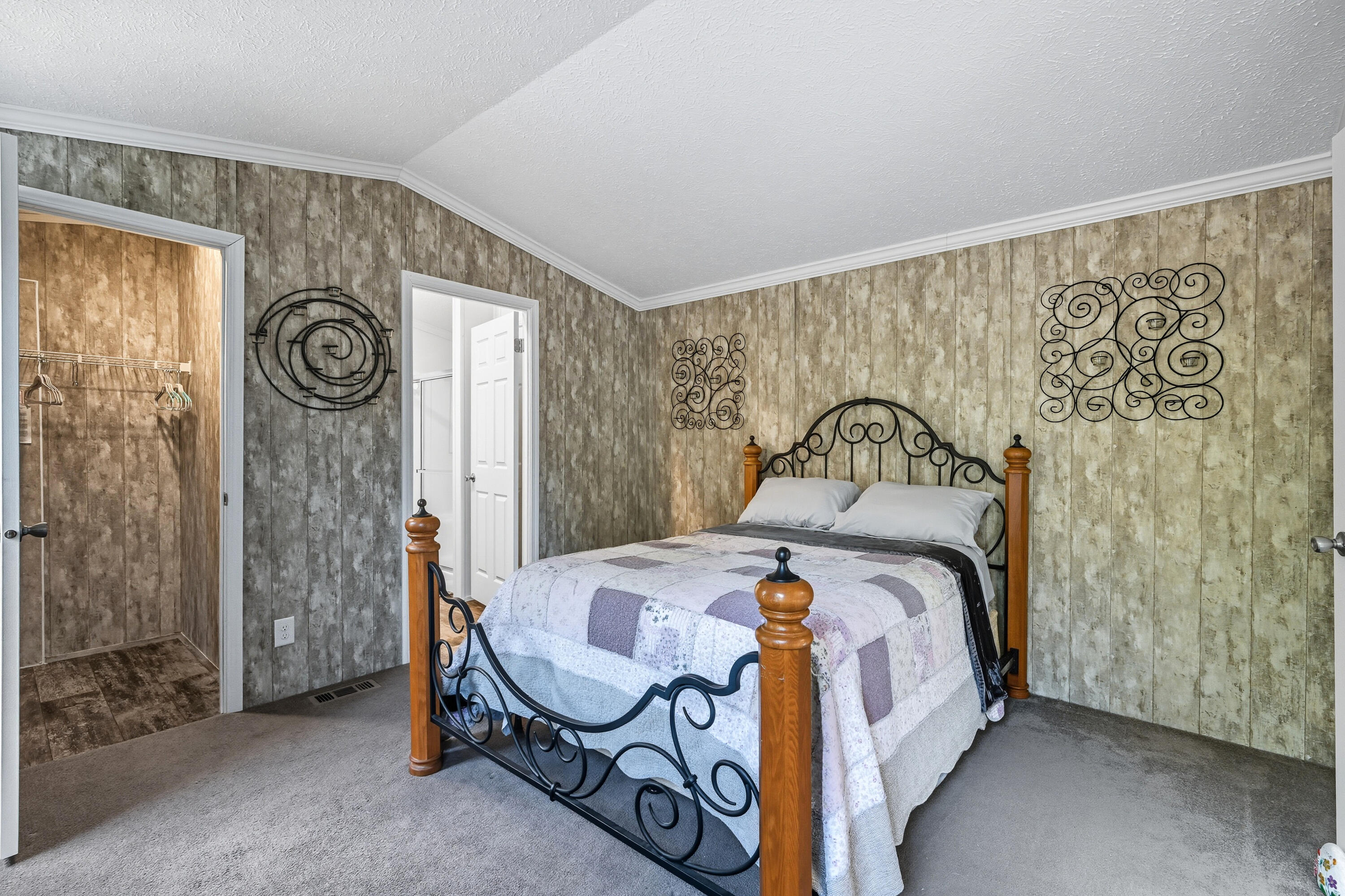 1107 Hill Road Clinton ME 04927