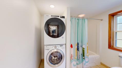 194 Hearthside Road Standish ME 04084