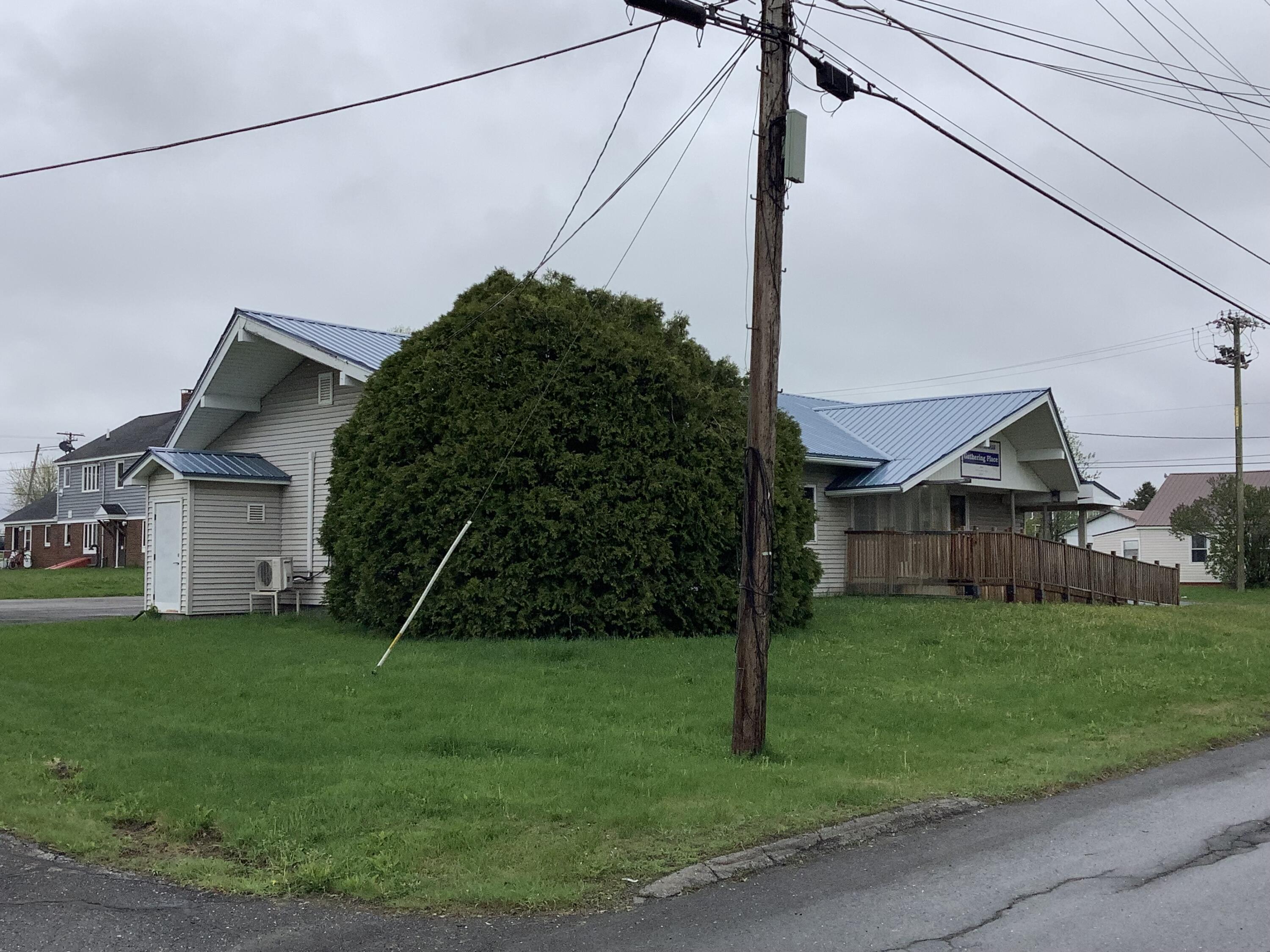 33 Davis Street Presque Isle ME 04769