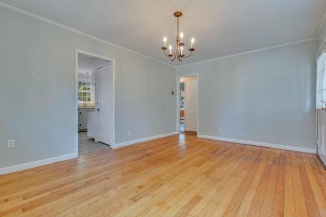 32 Chamberlain Avenue Brunswick ME 04011