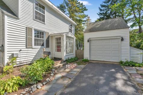 32 Chamberlain Avenue Brunswick ME 04011