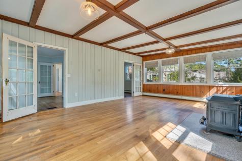 32 Chamberlain Avenue Brunswick ME 04011