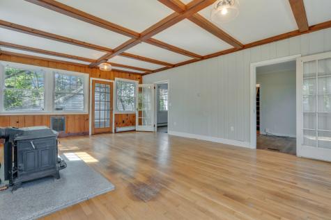 32 Chamberlain Avenue Brunswick ME 04011