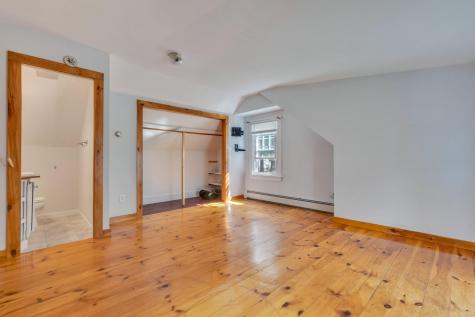 32 Chamberlain Avenue Brunswick ME 04011