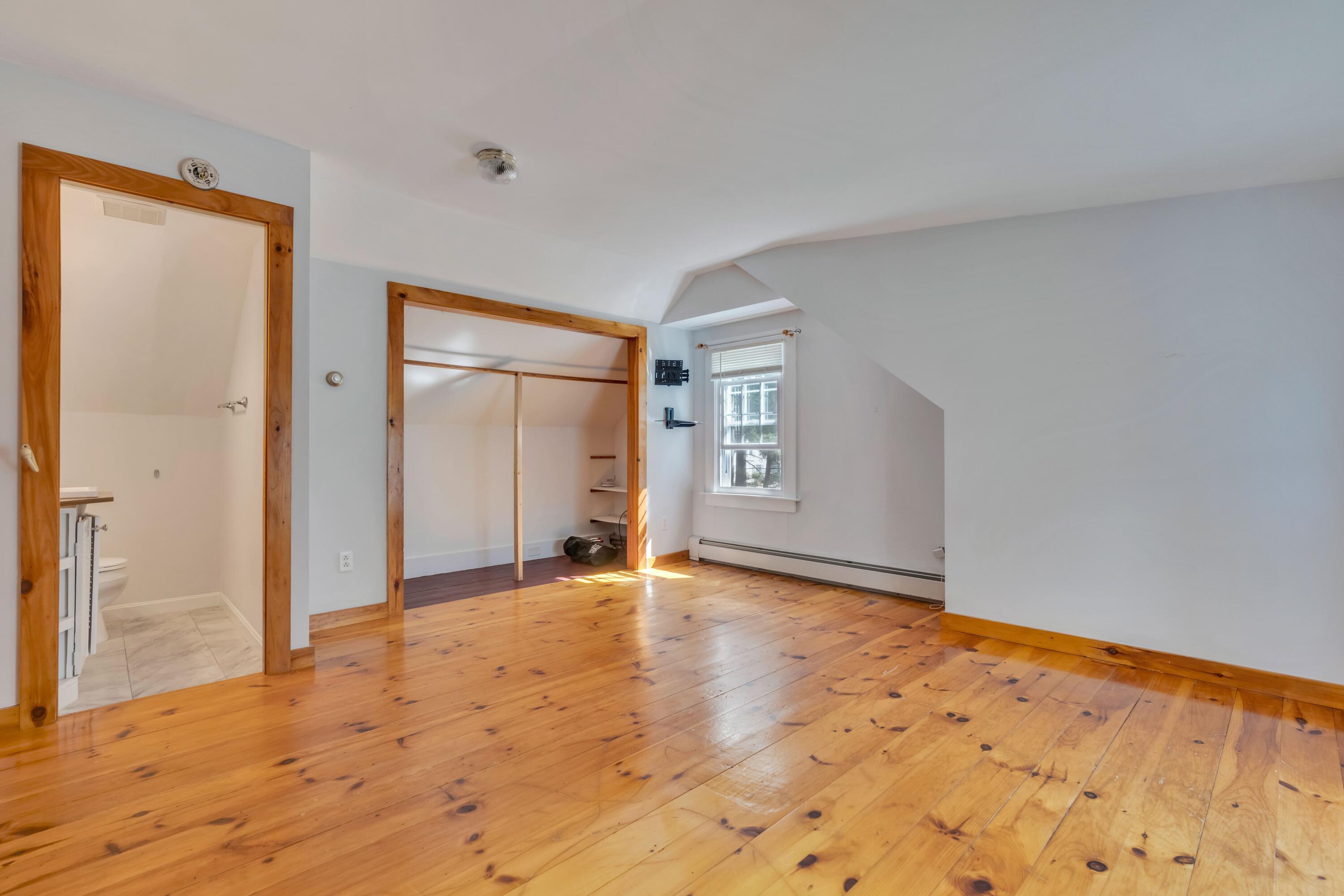 32 Chamberlain Avenue Brunswick ME 04011