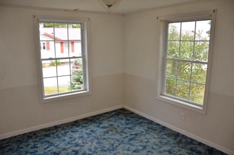59 Skeetfield Road Oxford ME 04270
