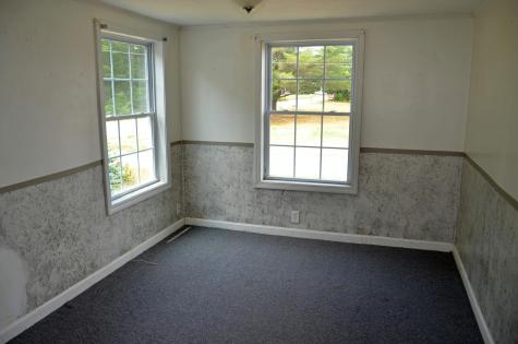 59 Skeetfield Road Oxford ME 04270