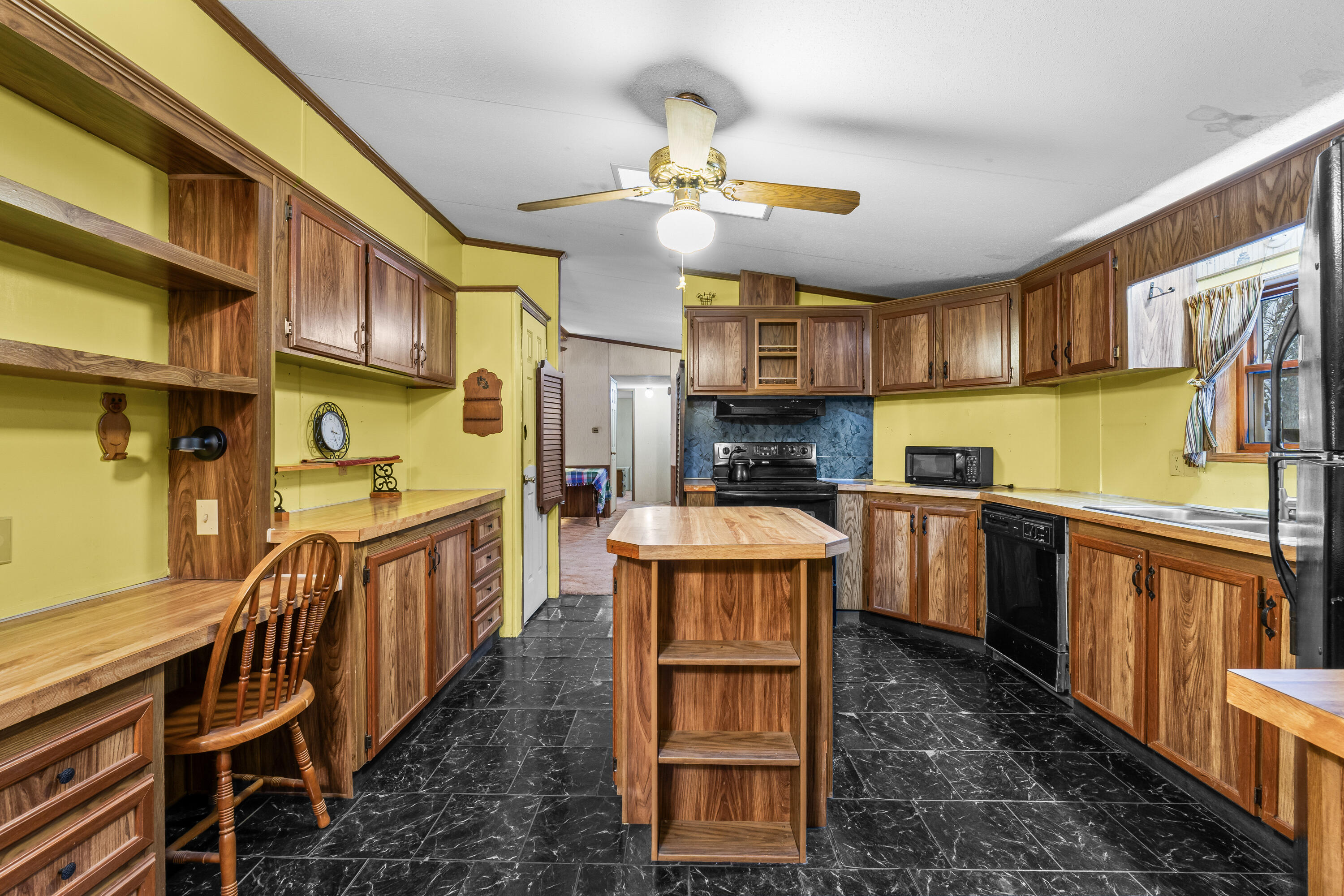 784 E Pond Road Nobleboro ME 04555