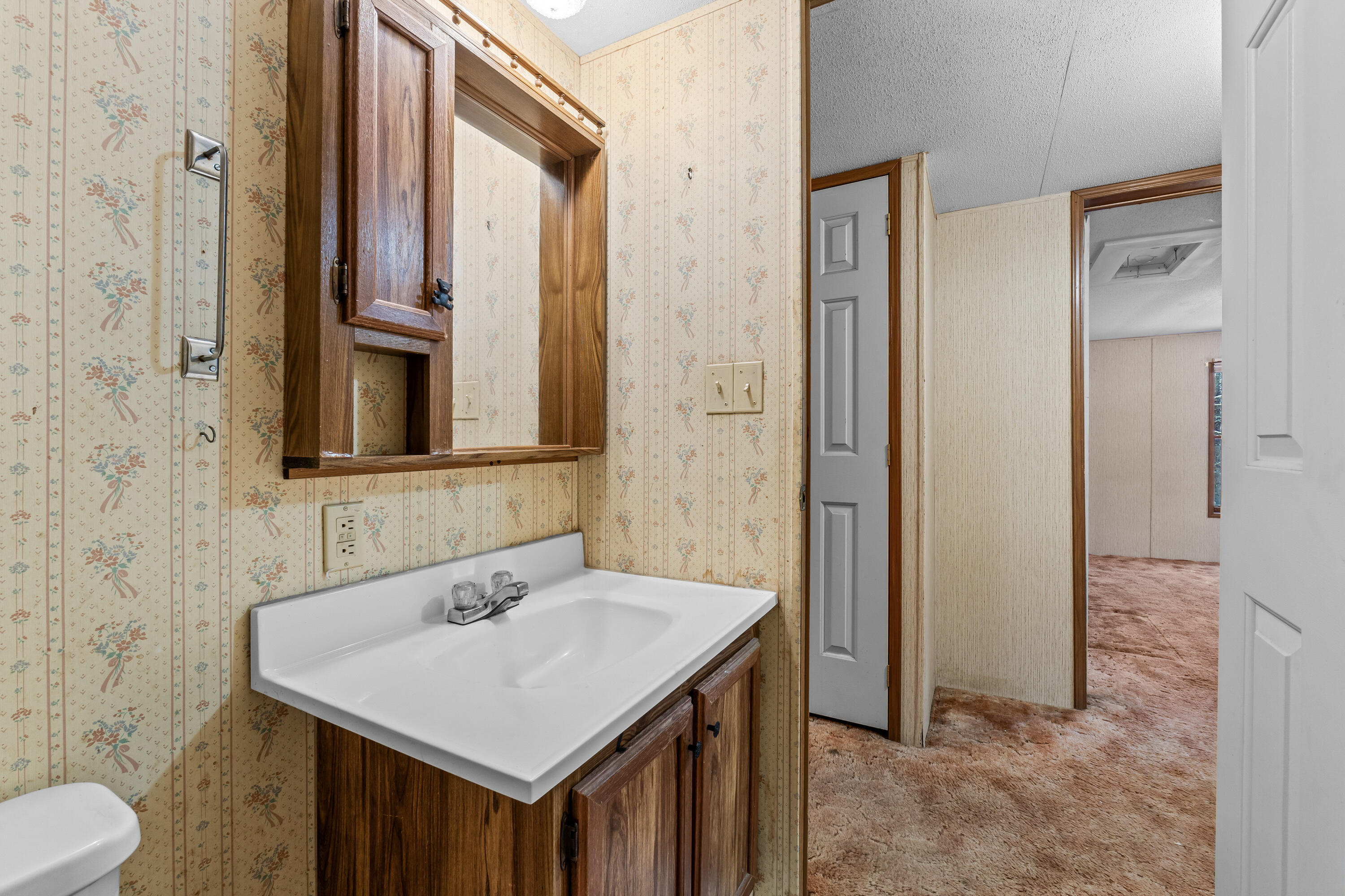 784 E Pond Road Nobleboro ME 04555