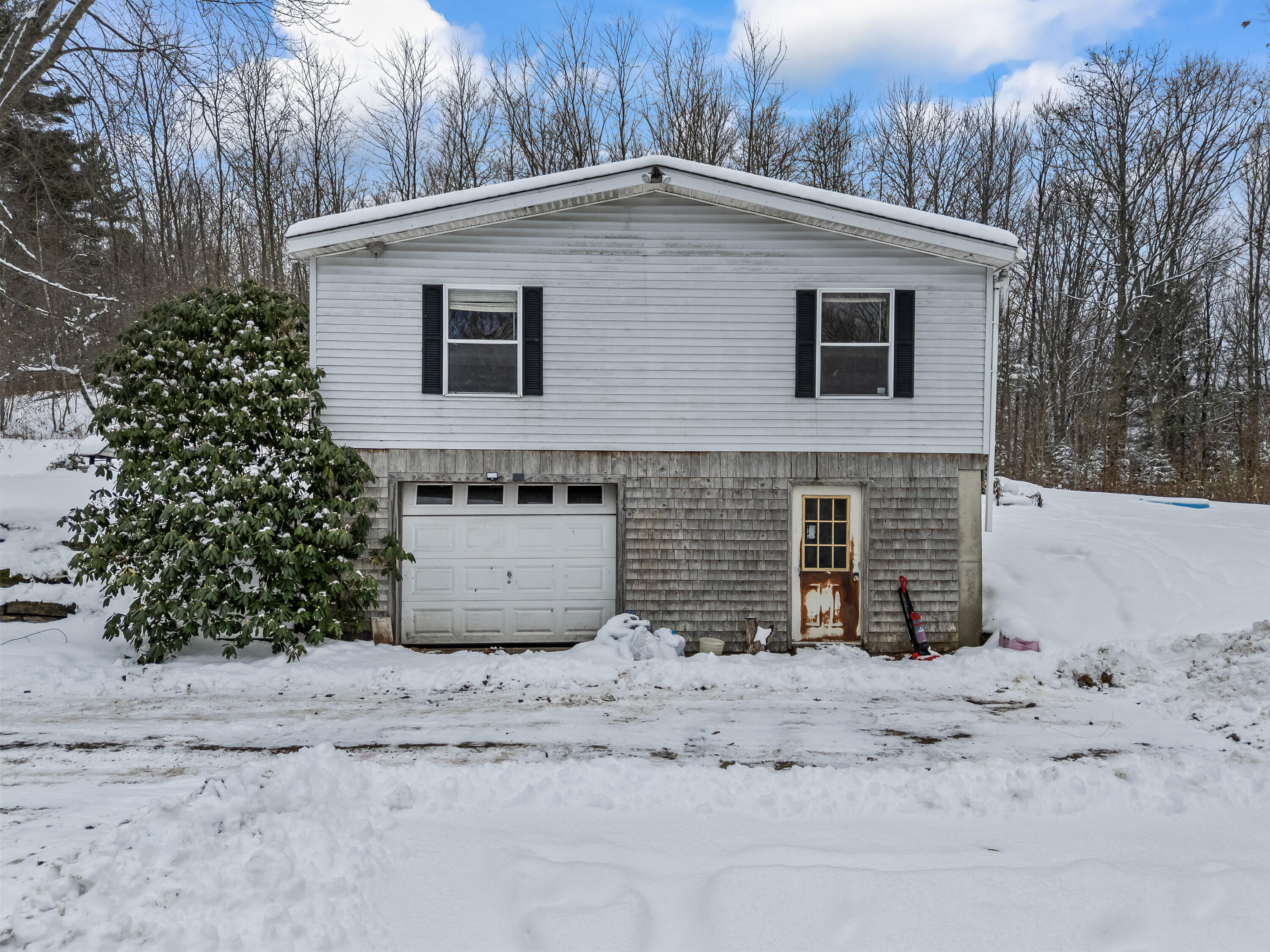 784 E Pond Road Nobleboro ME 04555