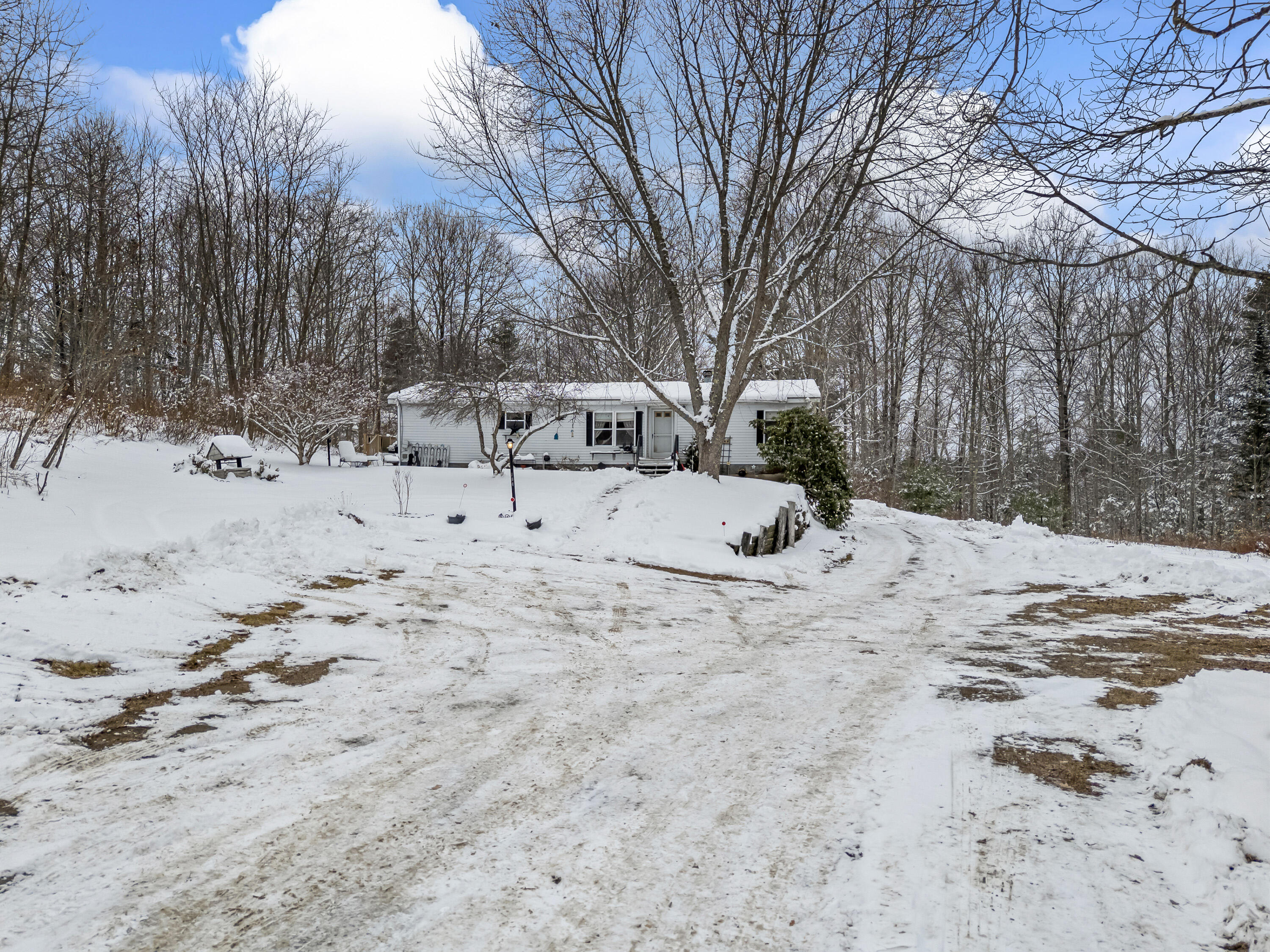 784 E Pond Road Nobleboro ME 04555