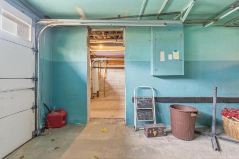 14 Blaine Avenue Augusta ME 04330