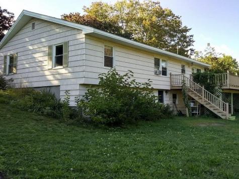 26 Hamlin Road Falmouth ME 04105