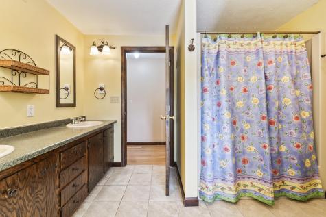 4 Abbi Lane Scarborough ME 04074