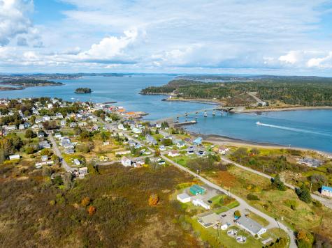 20 Easy Street Lubec ME 04652