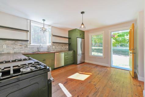 27 Whipple Road Gorham ME 04038