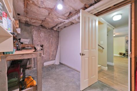 27 Whipple Road Gorham ME 04038