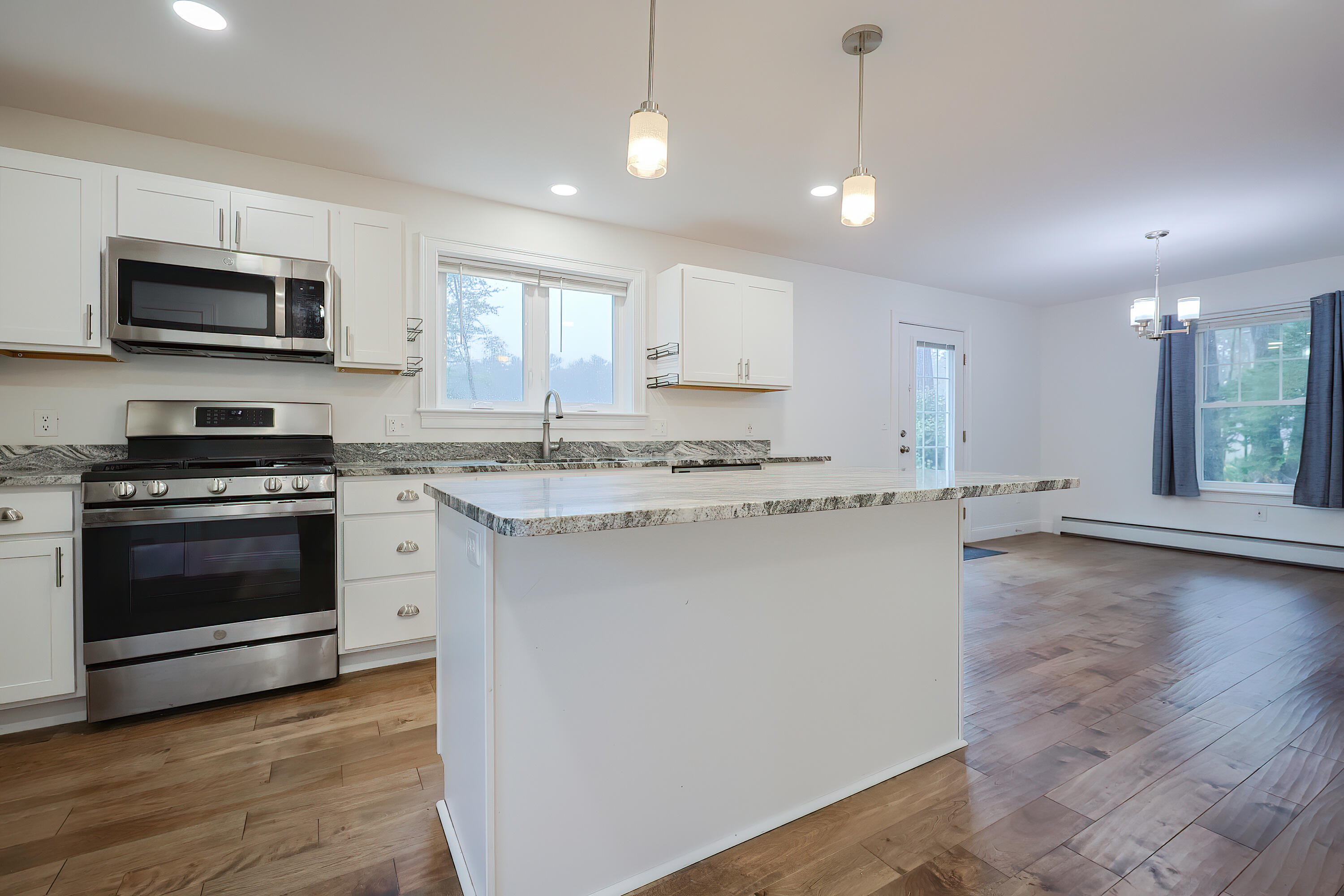 36 Admiral Harry Rich Drive Brunswick ME 04011