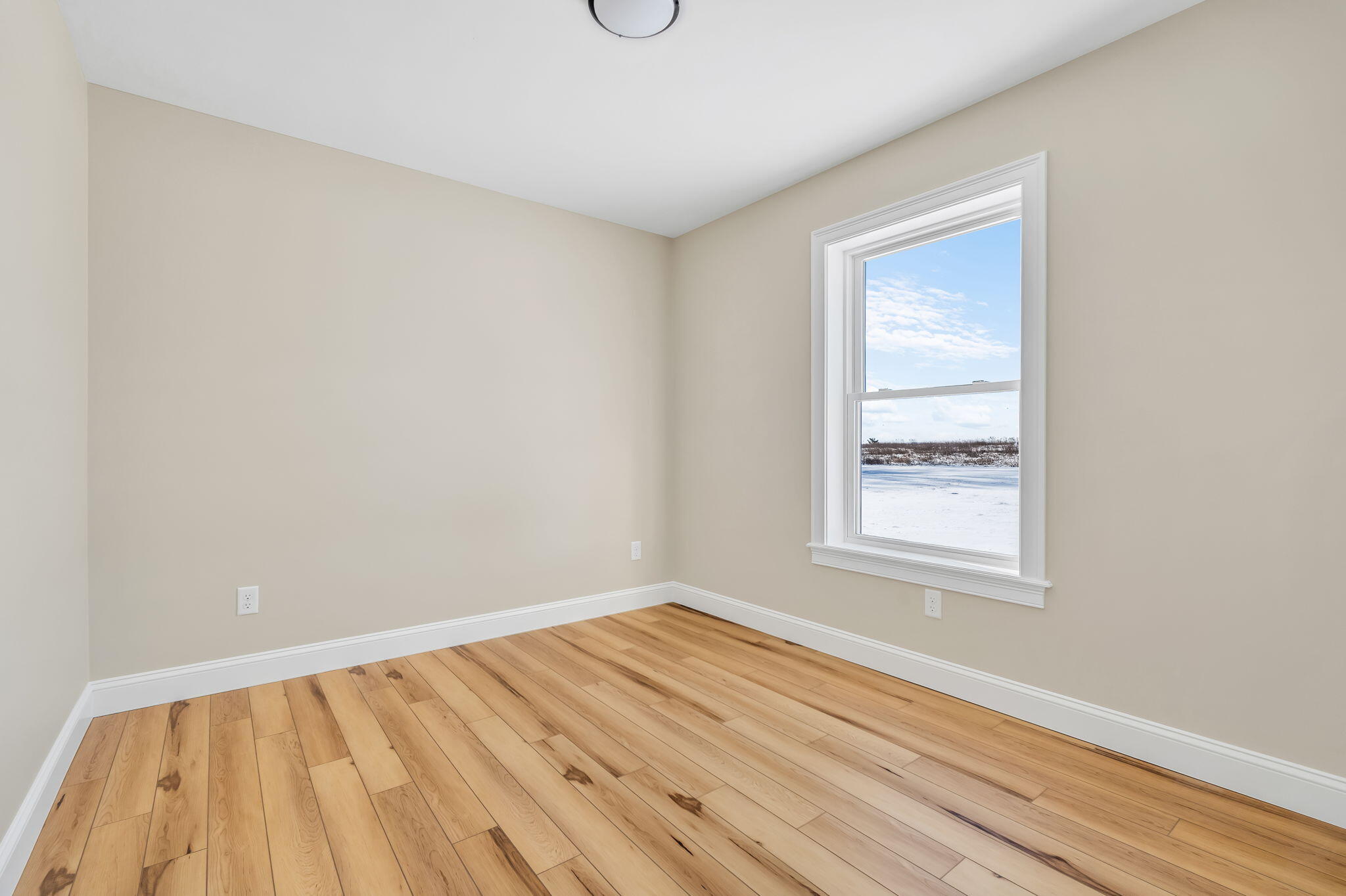 591 North Road Leeds ME 04263