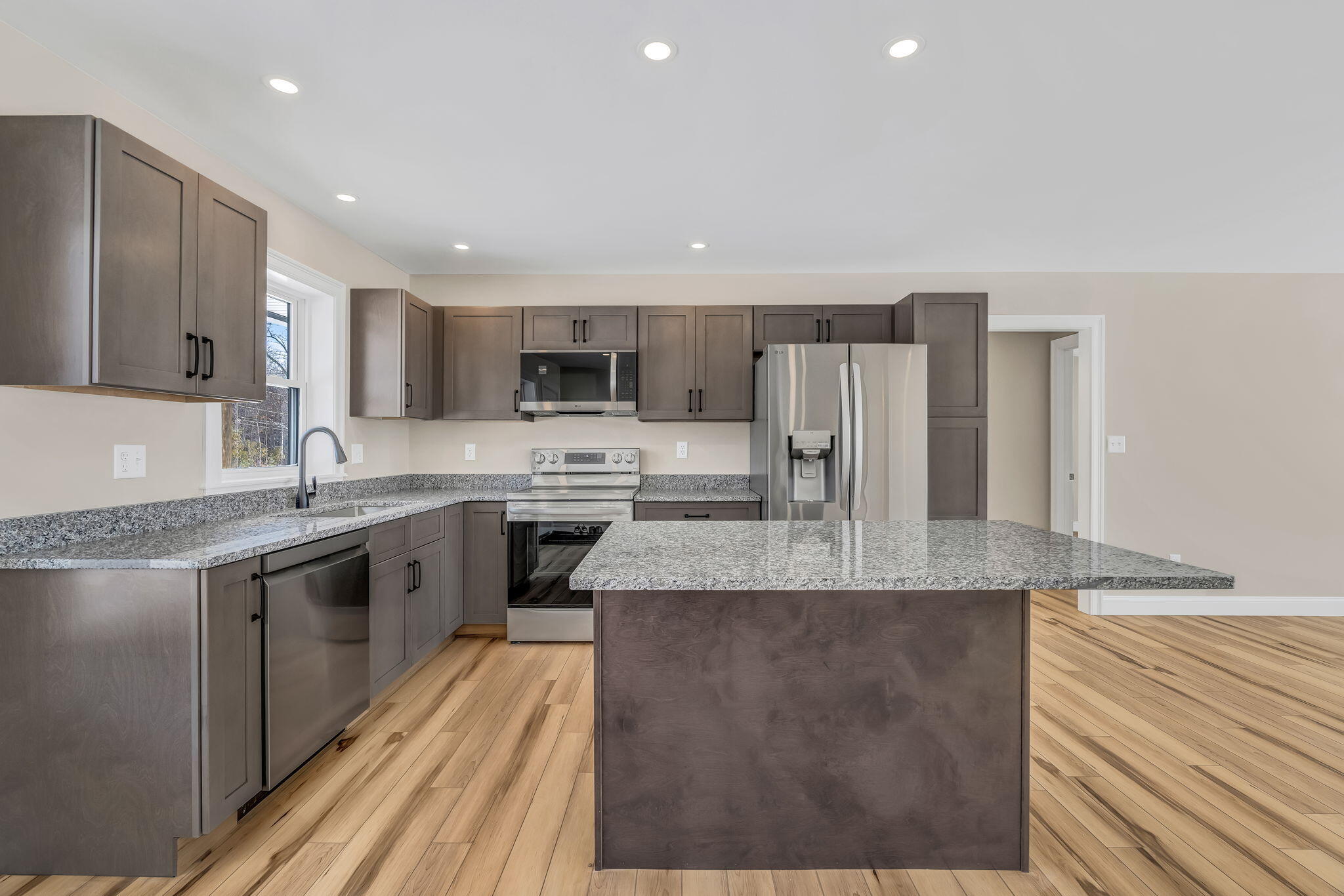 591 North Road Leeds ME 04263