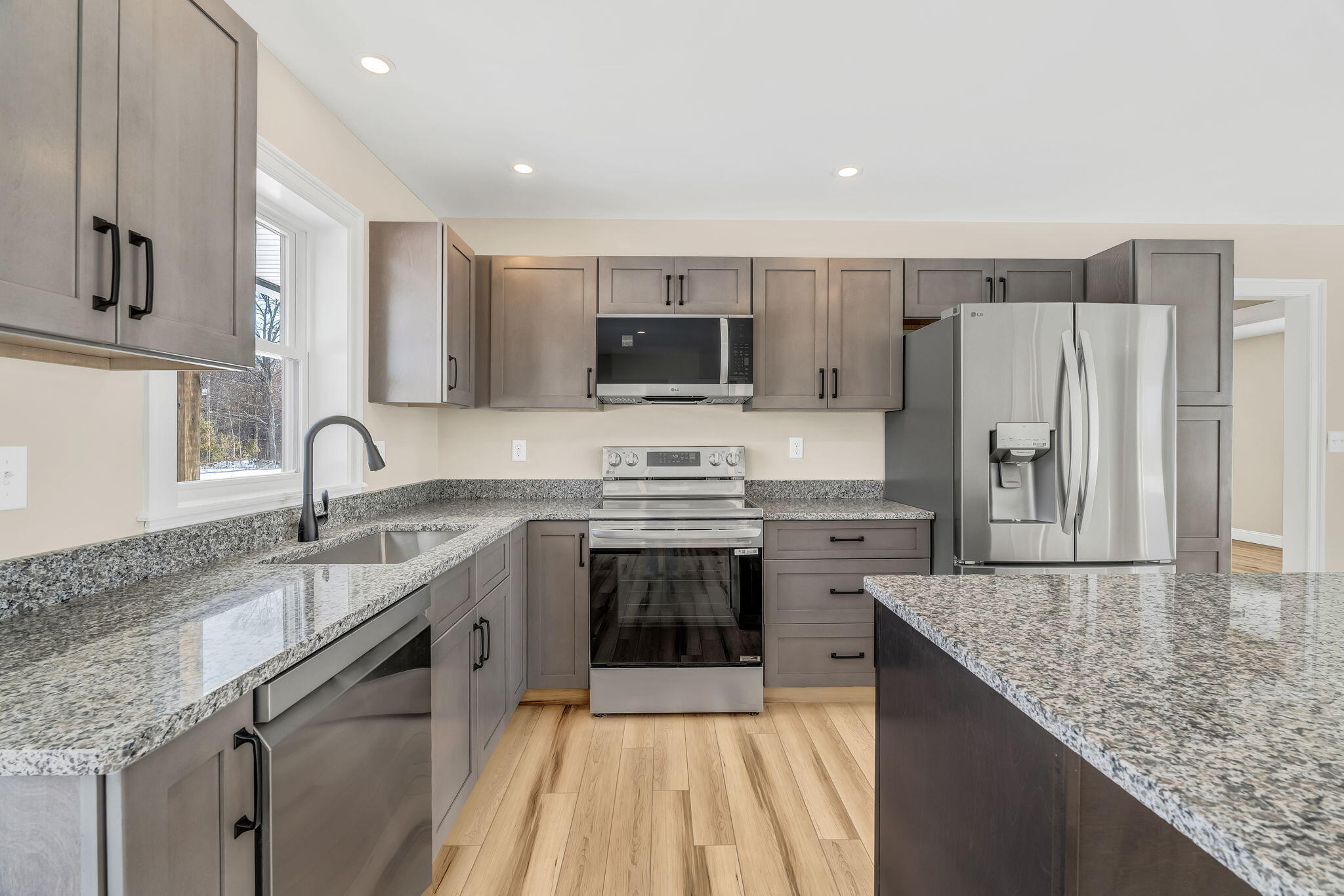 591 North Road Leeds ME 04263