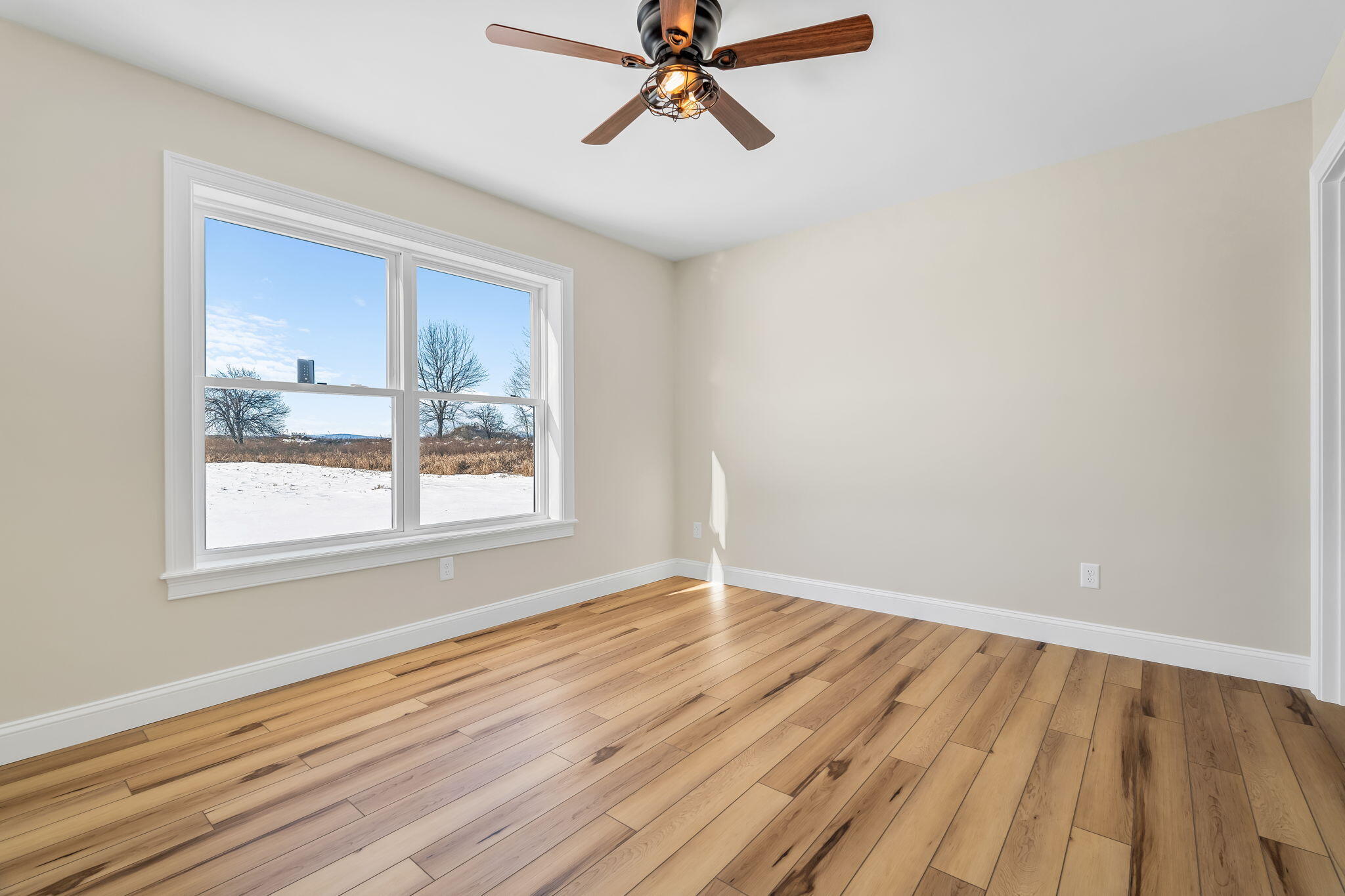 591 North Road Leeds ME 04263