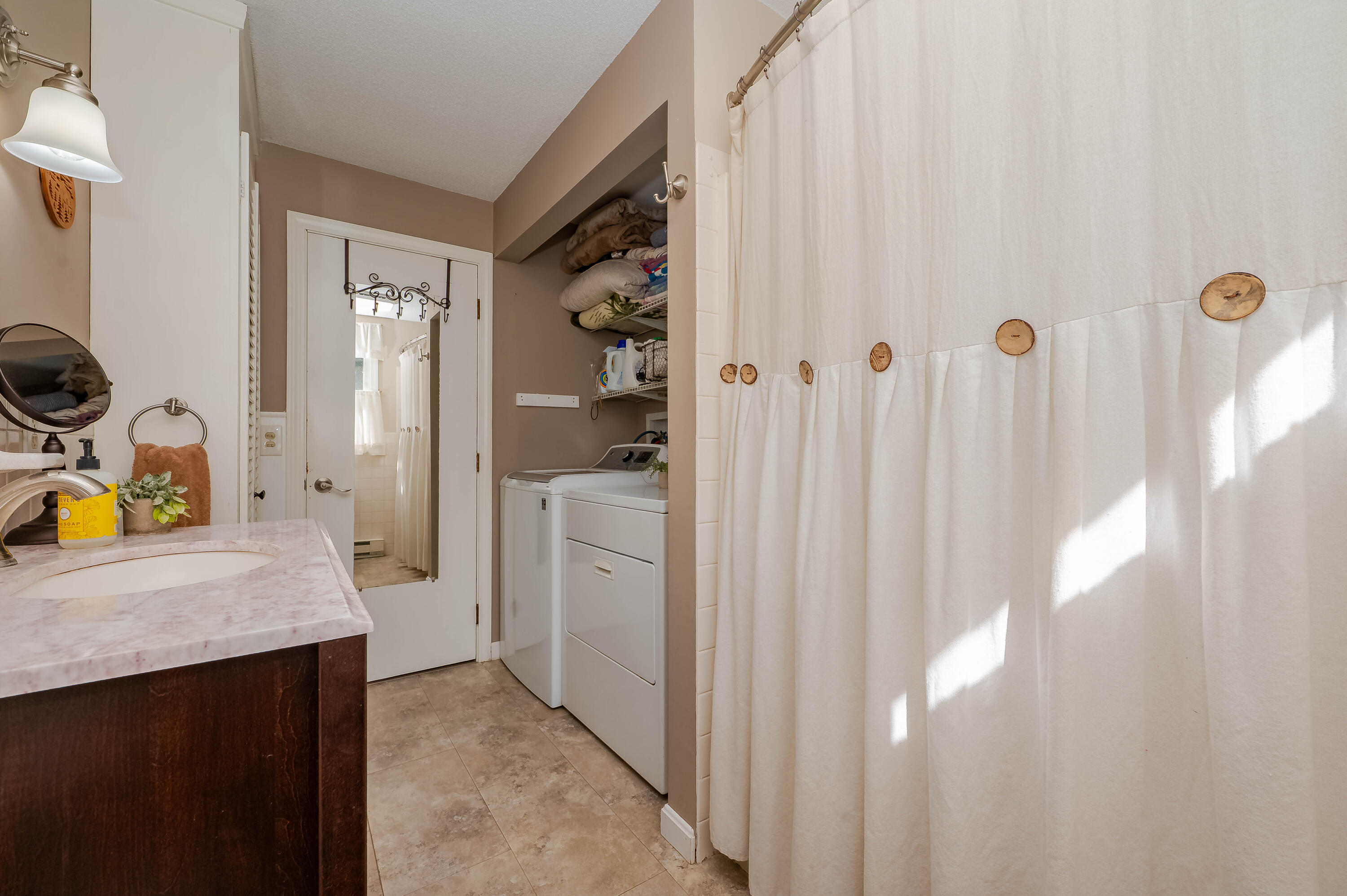 52 Dover Road Eliot ME 03903