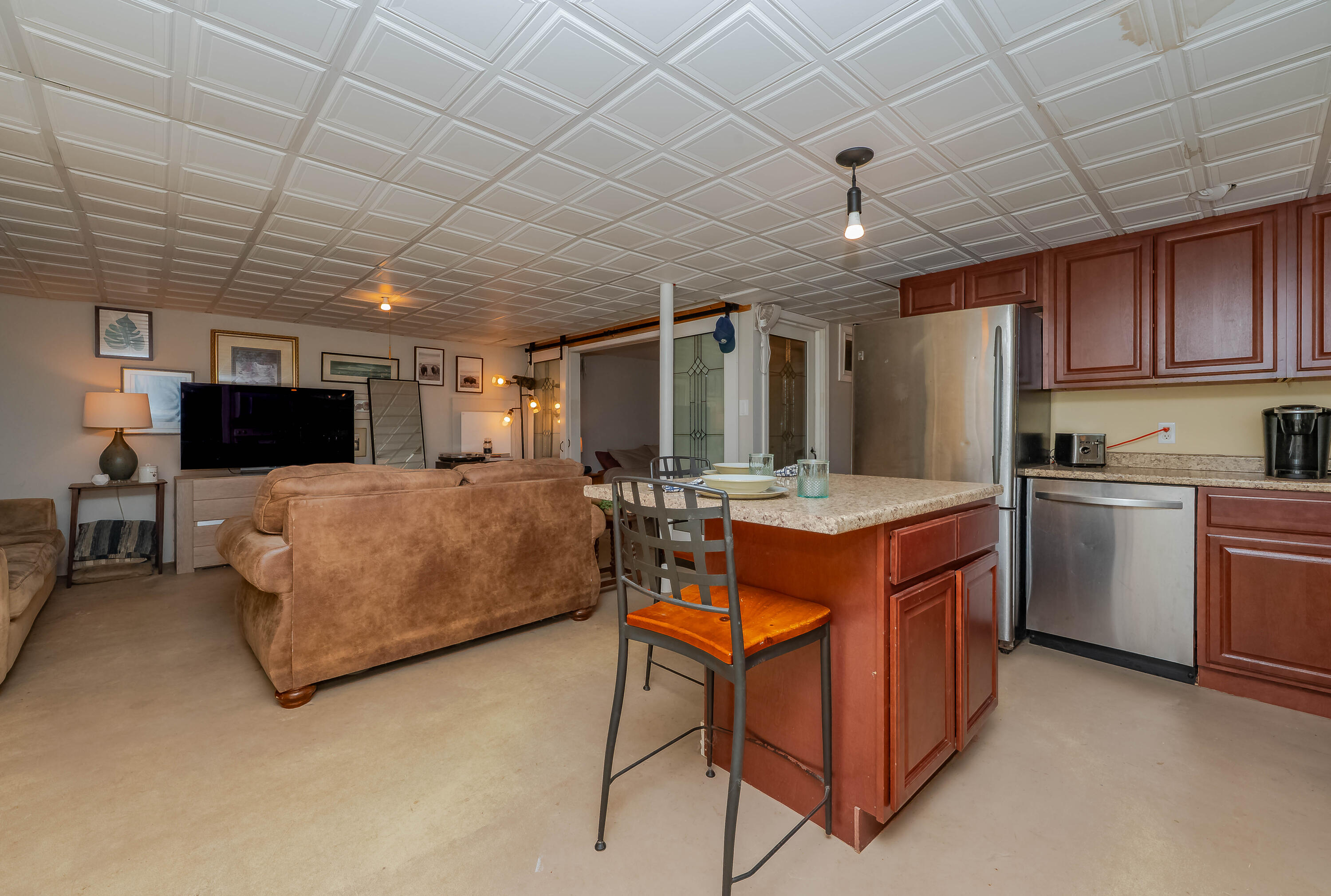 52 Dover Road Eliot ME 03903