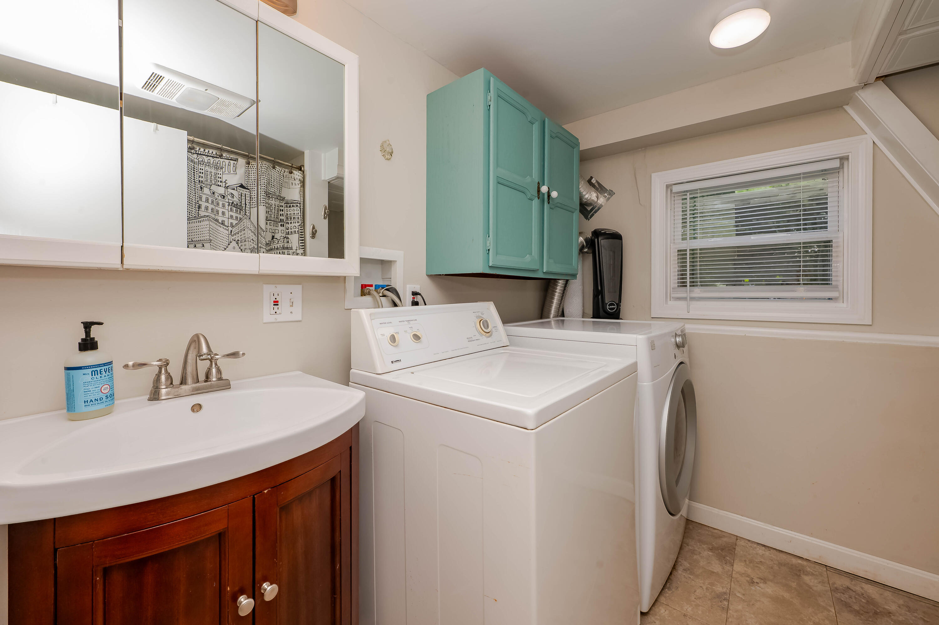 52 Dover Road Eliot ME 03903