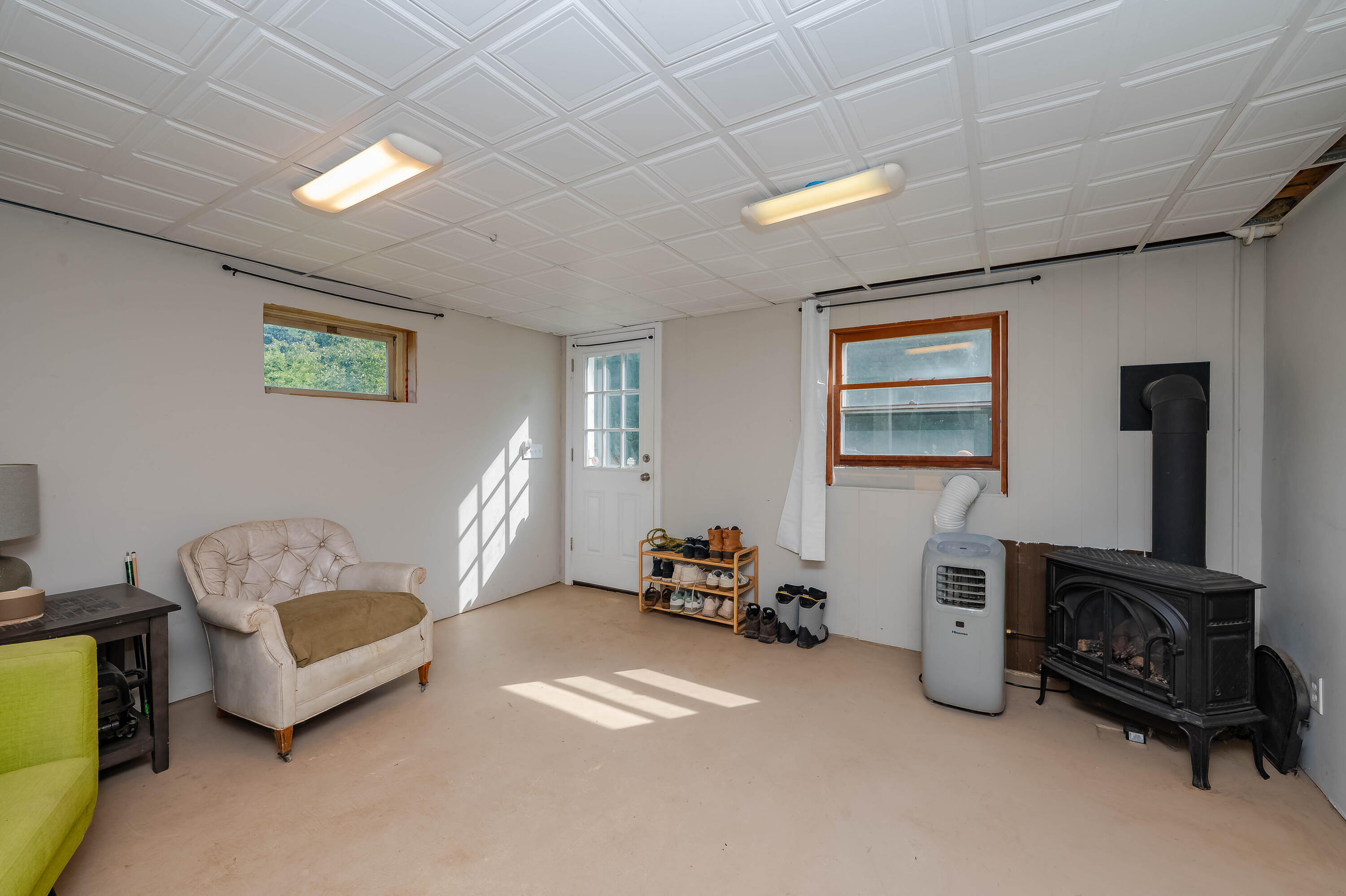 52 Dover Road Eliot ME 03903