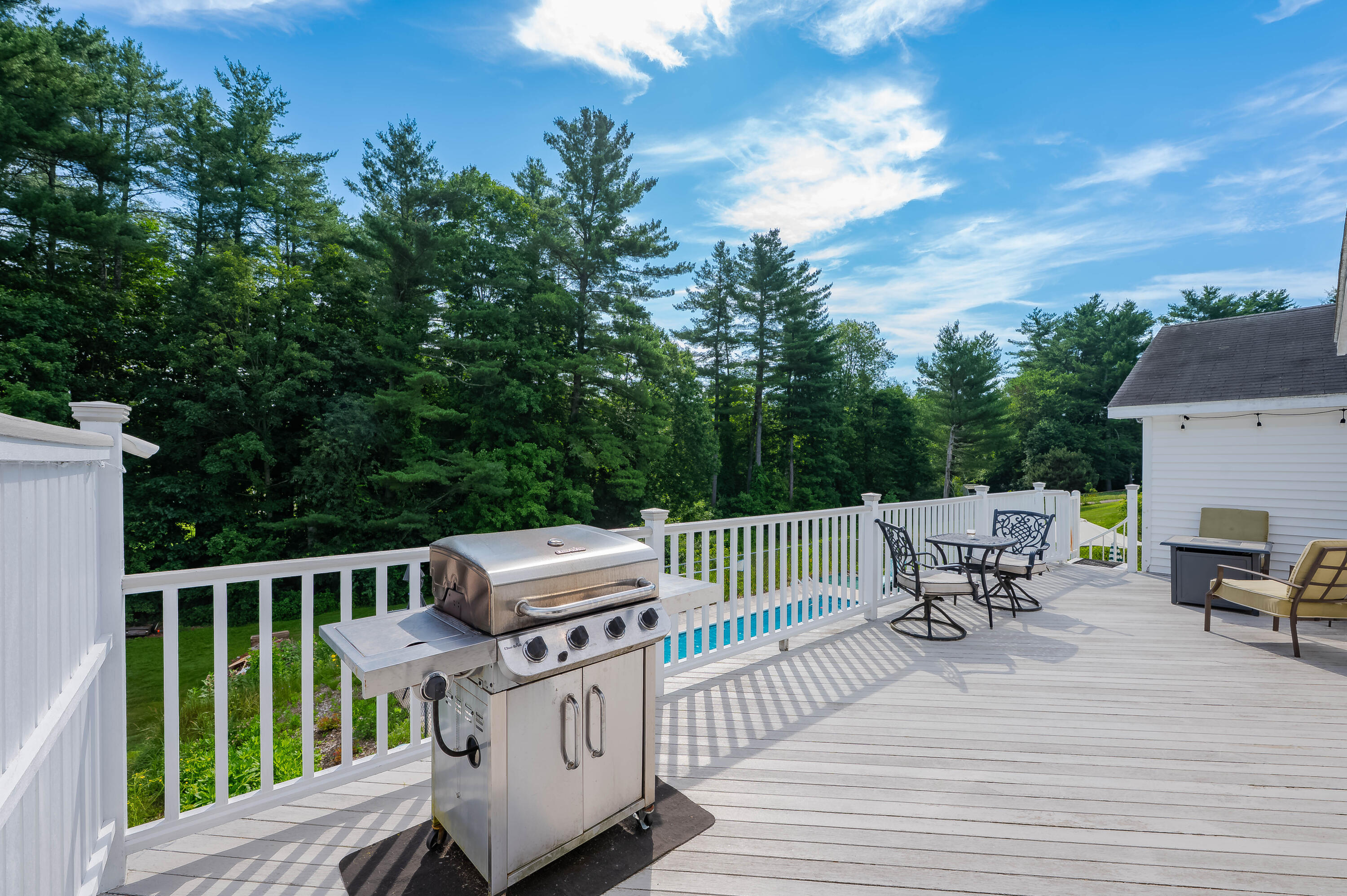 52 Dover Road Eliot ME 03903