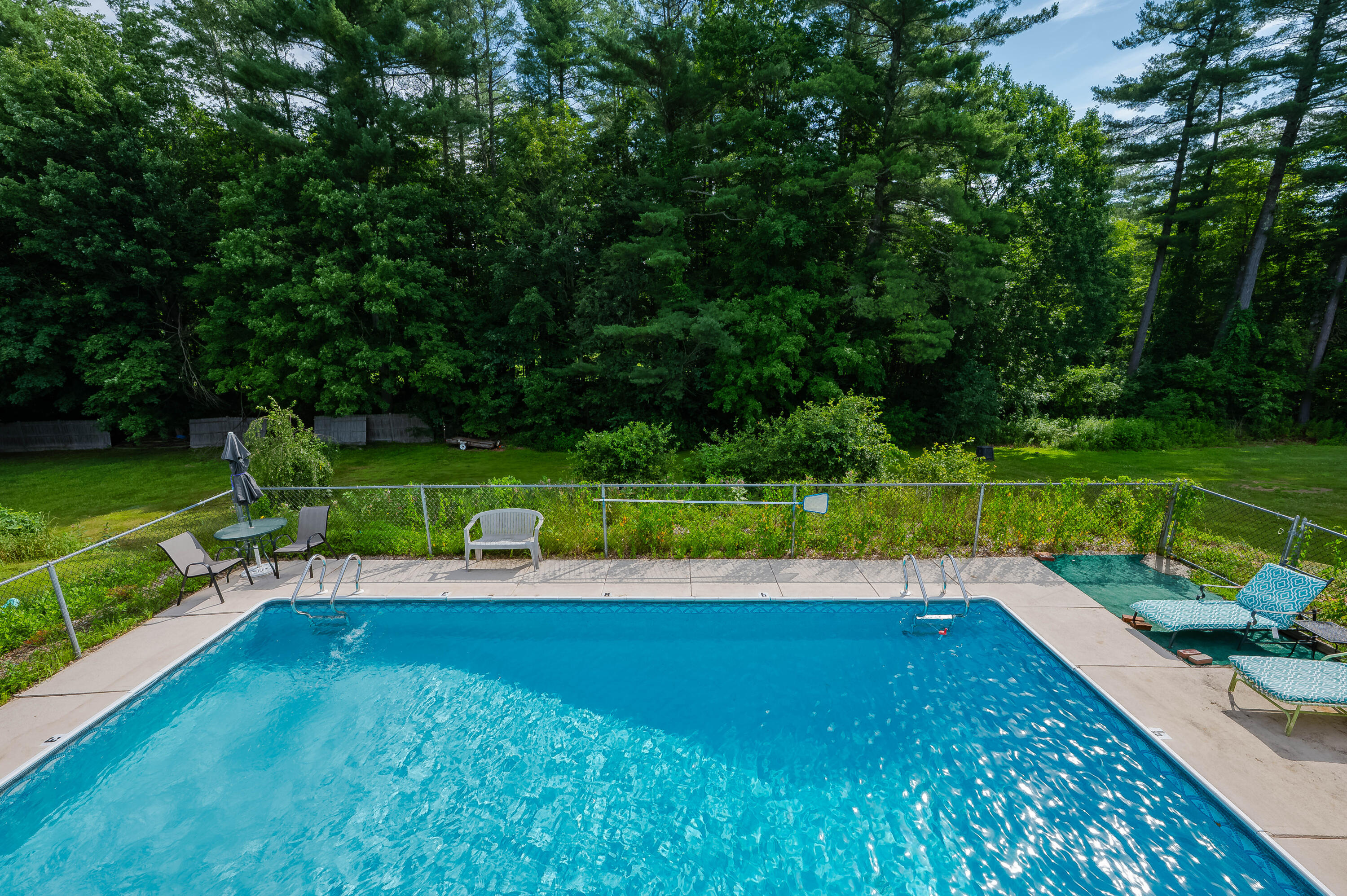 52 Dover Road Eliot ME 03903