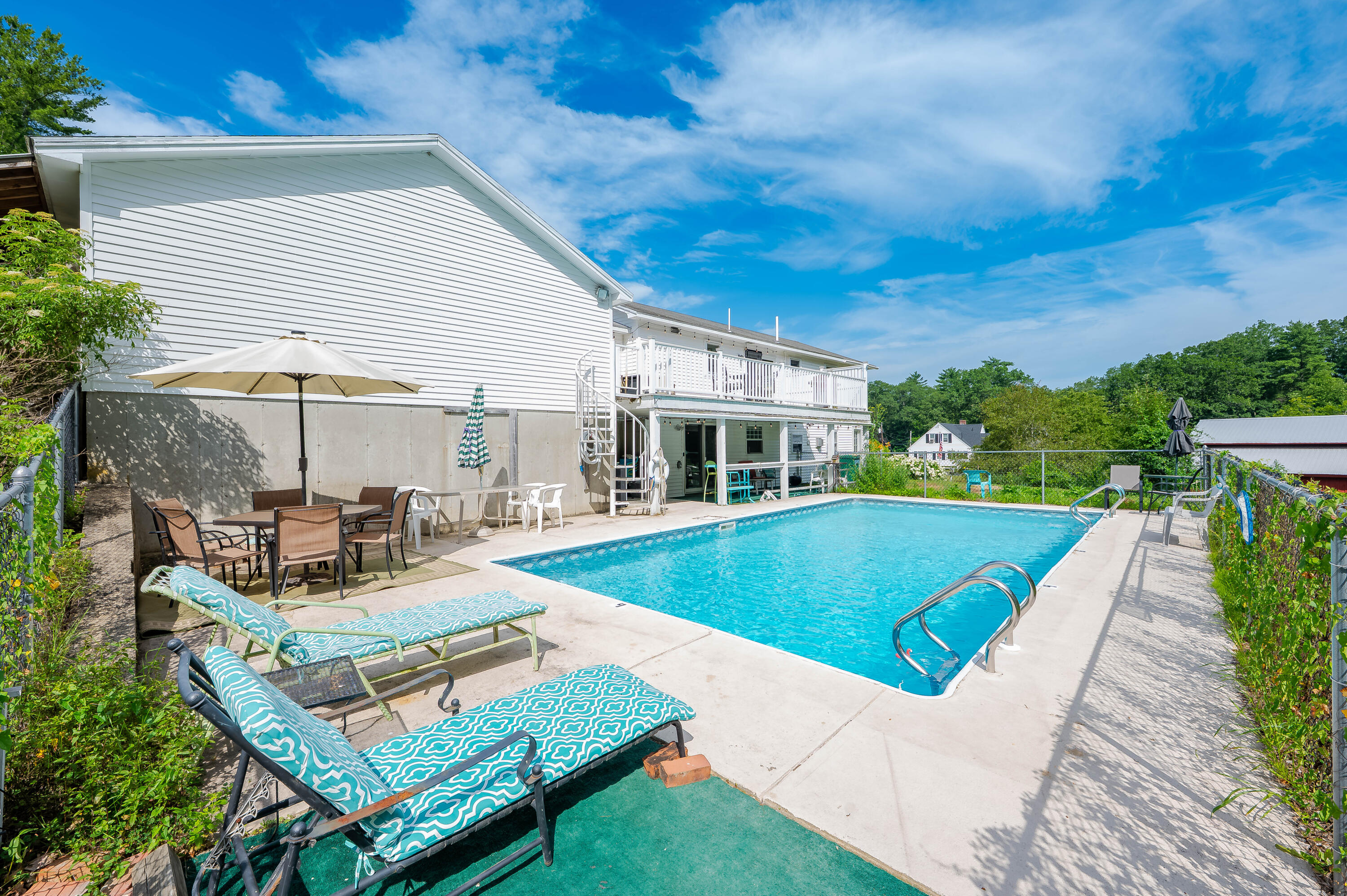 52 Dover Road Eliot ME 03903