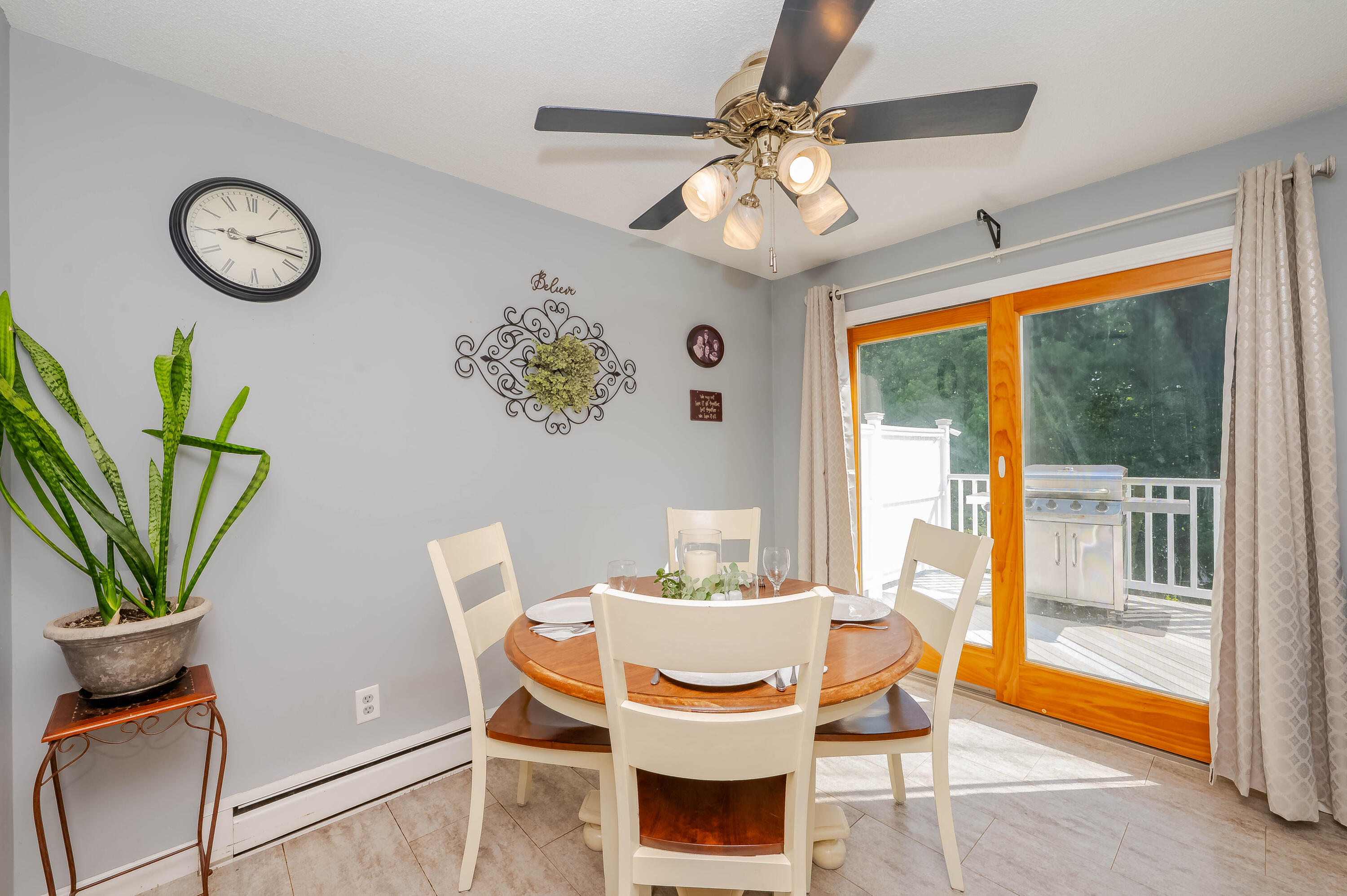 52 Dover Road Eliot ME 03903