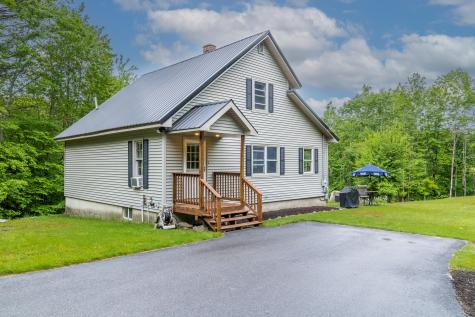 244 North Raymond Road Gray ME 04039