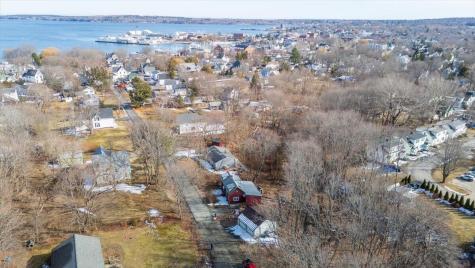 40 Admontem Avenue Rockland ME 04841