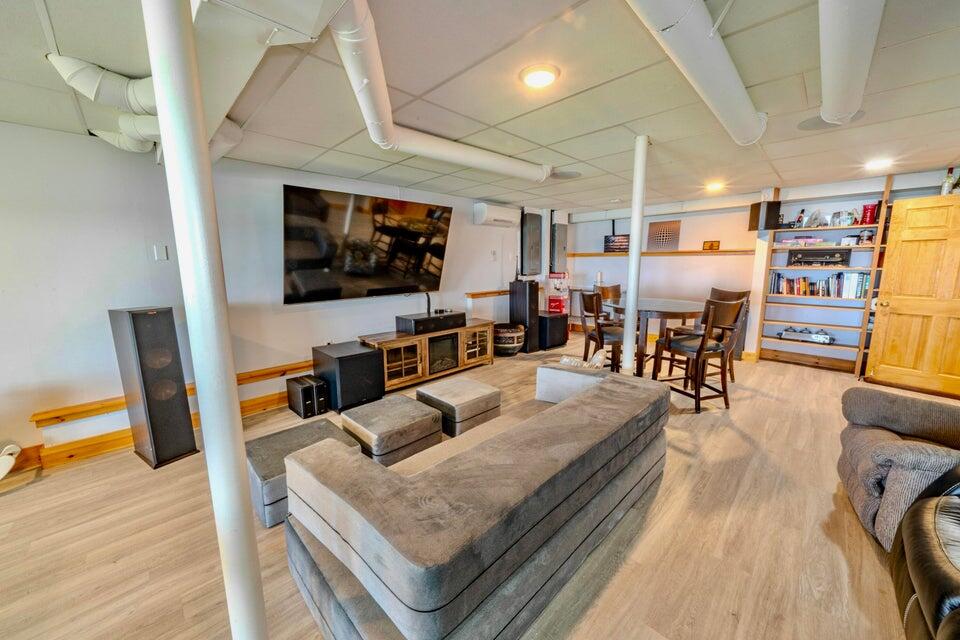 19 Glenview Lane Belfast ME 04915