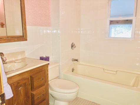 6 Clifton Road Falmouth ME 04105