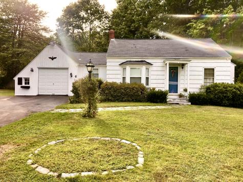 6 Clifton Road Falmouth ME 04105