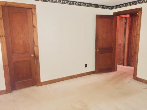 6 Clifton Road Falmouth ME 04105