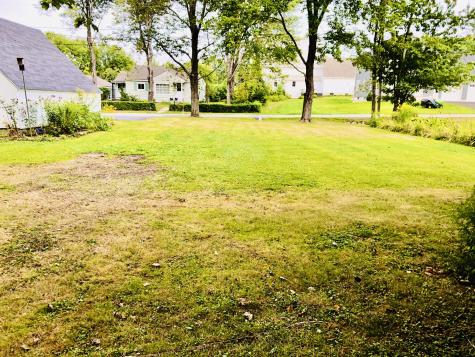 6 Clifton Road Falmouth ME 04105