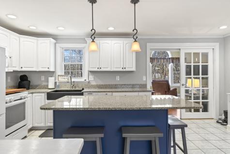 8 Sheffield Avenue Lewiston ME 04240