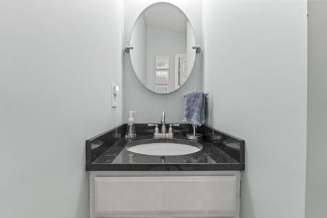 8 Sheffield Avenue Lewiston ME 04240