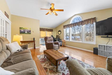 8 Sheffield Avenue Lewiston ME 04240