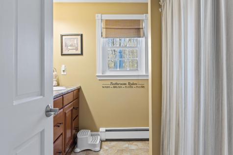 8 Sheffield Avenue Lewiston ME 04240