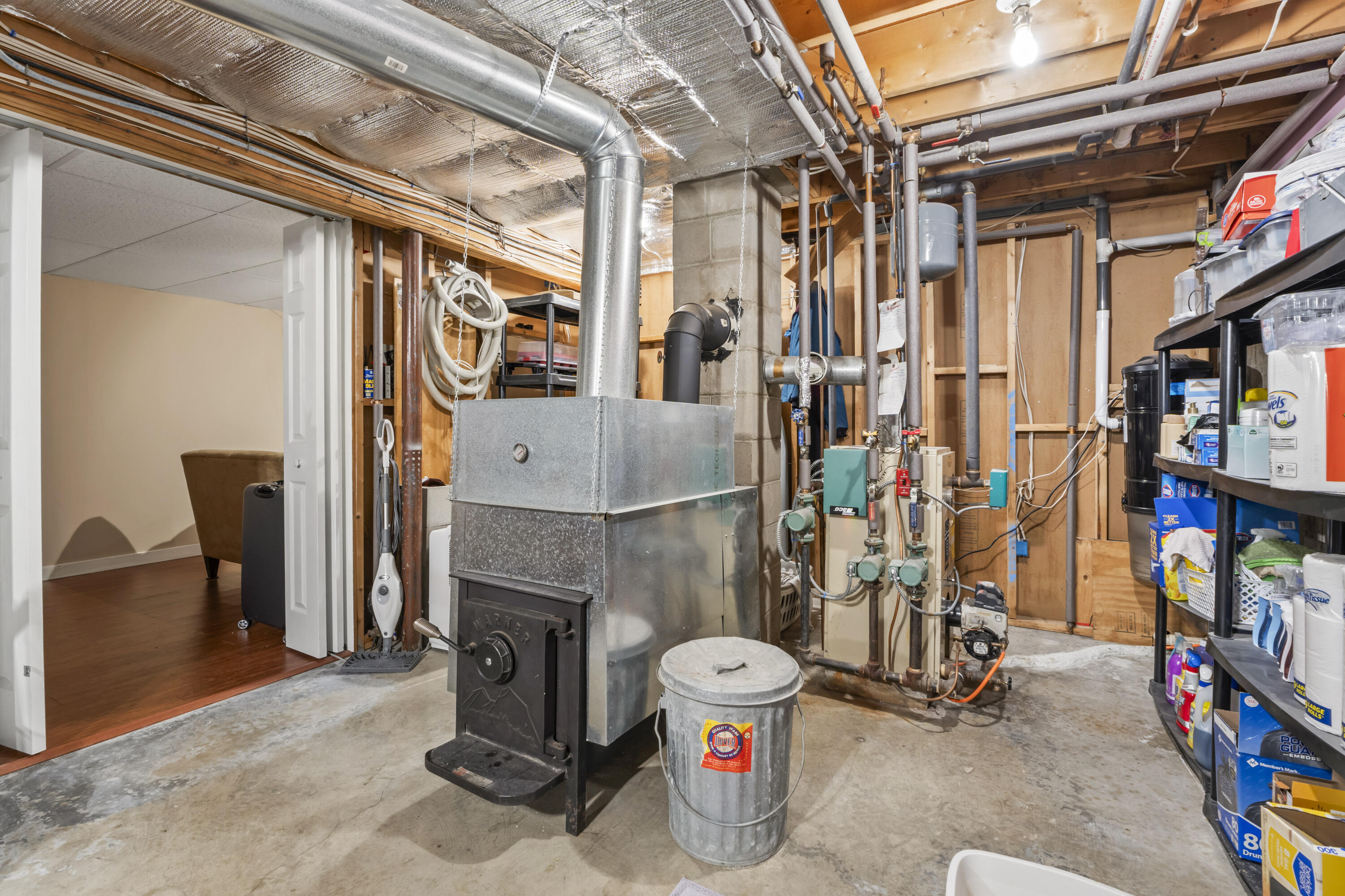 8 Sheffield Avenue Lewiston ME 04240