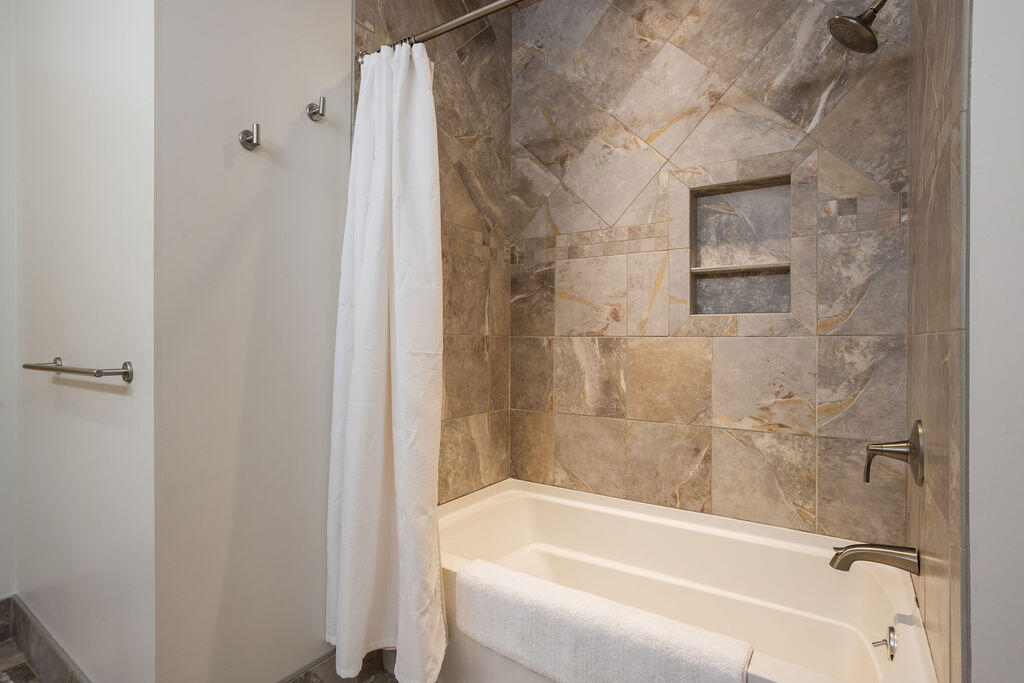 142 Lakewood Road Casco ME 04015